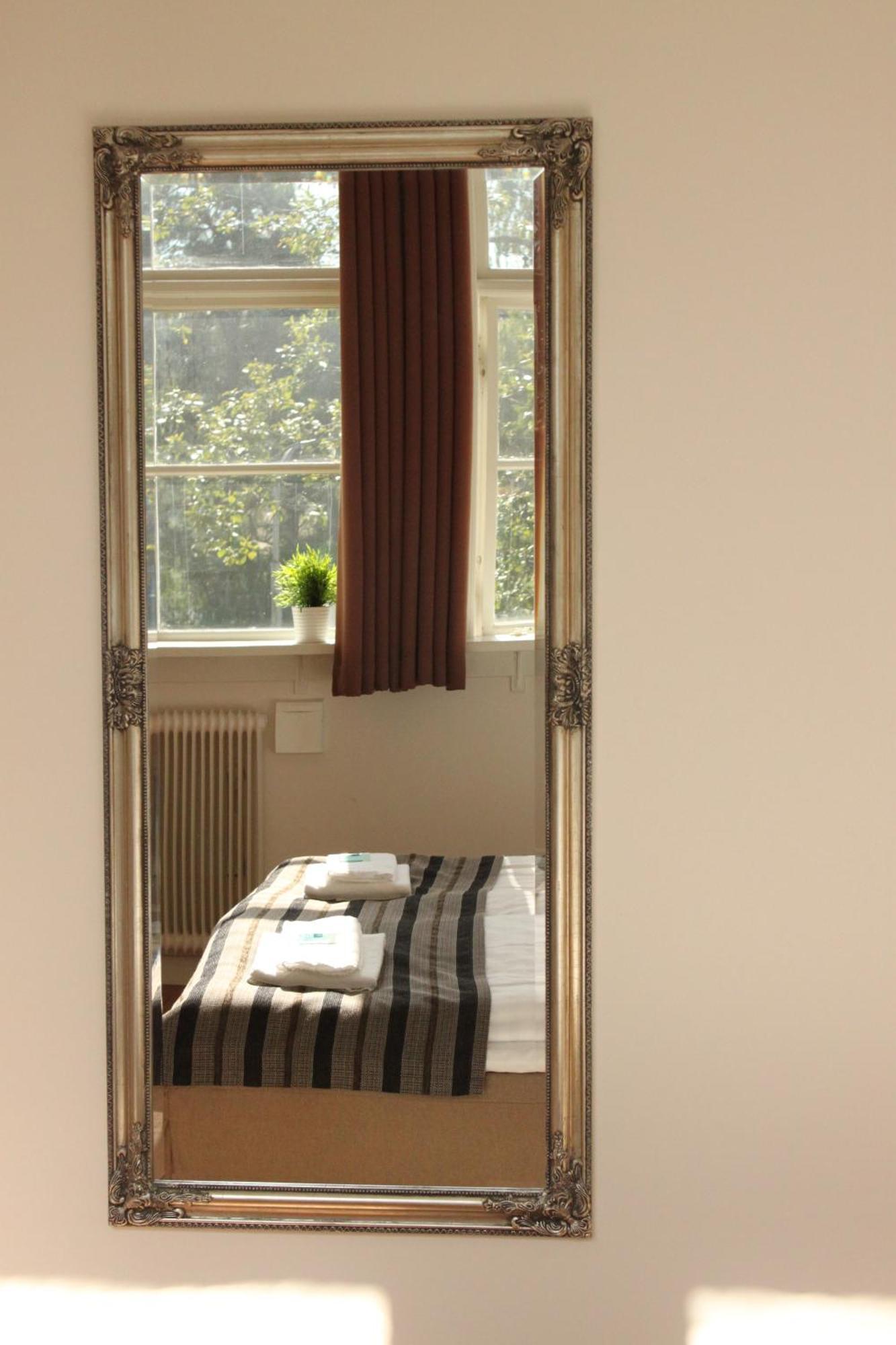 Guesthouse Eleven Hotel Arvika Eksteriør bilde
