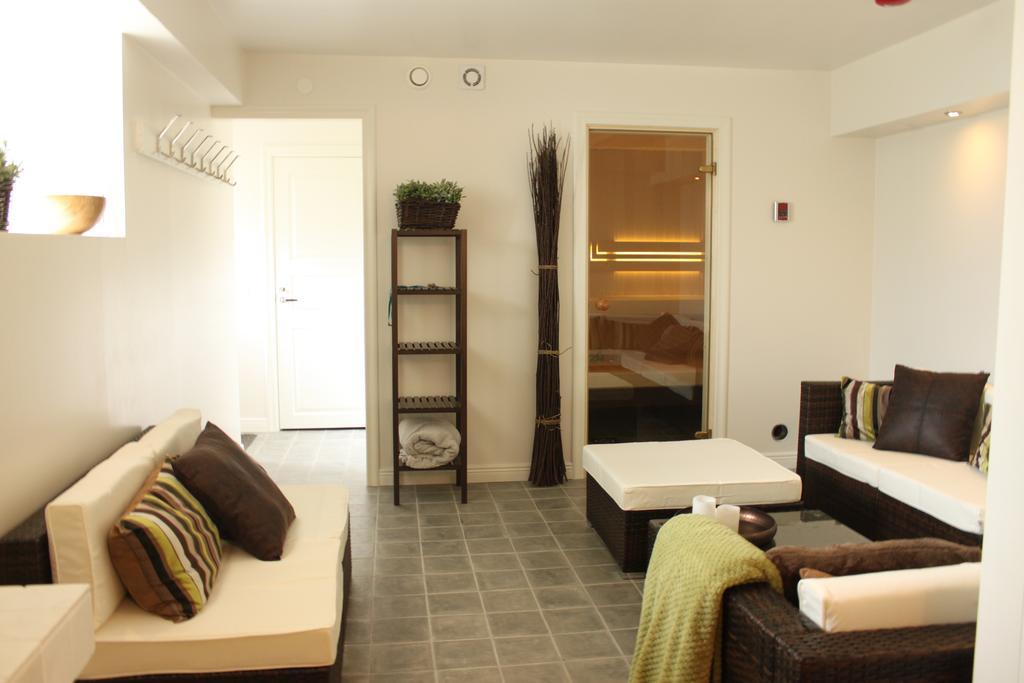 Guesthouse Eleven Hotel Arvika Eksteriør bilde