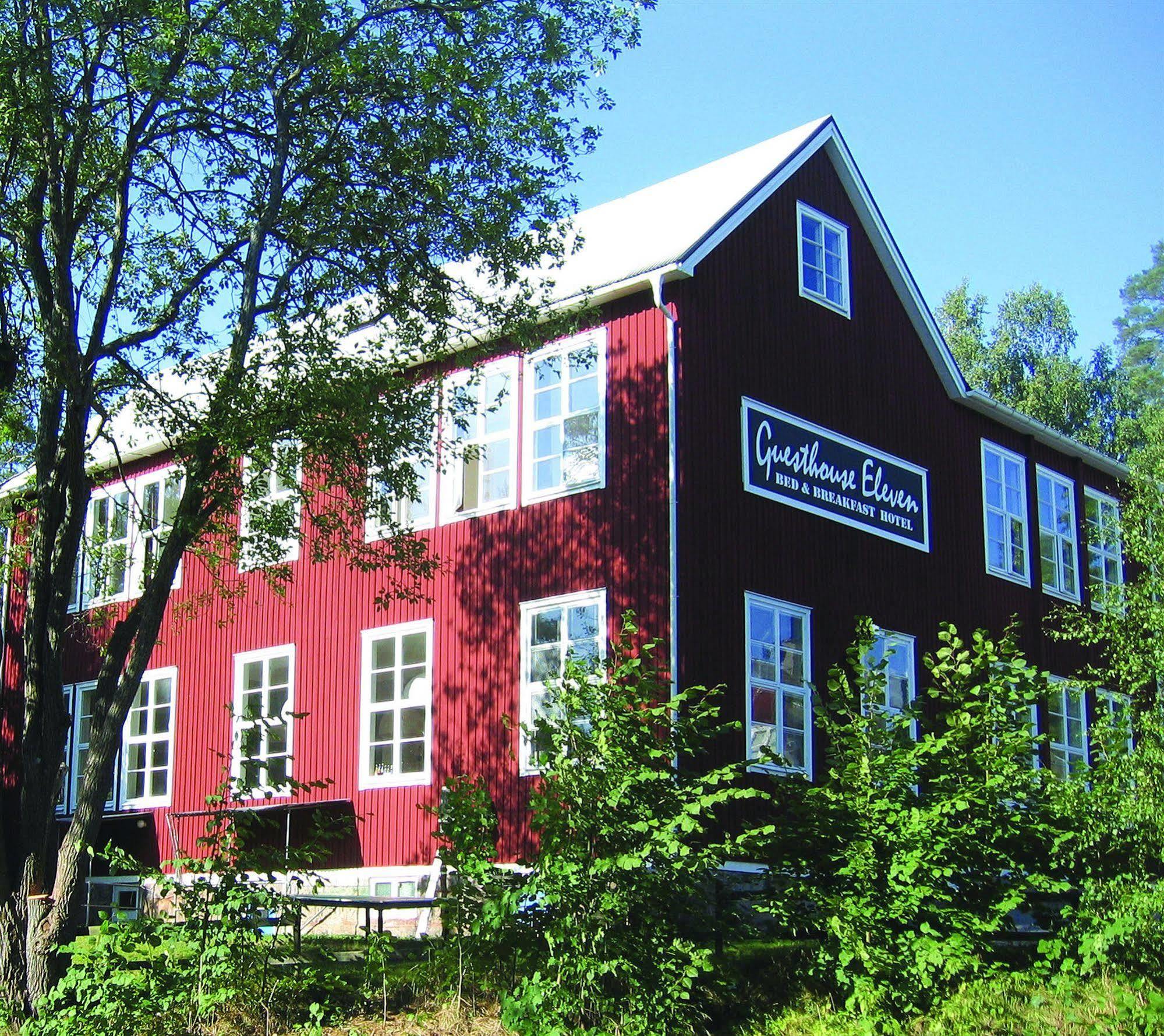 Guesthouse Eleven Hotel Arvika Eksteriør bilde