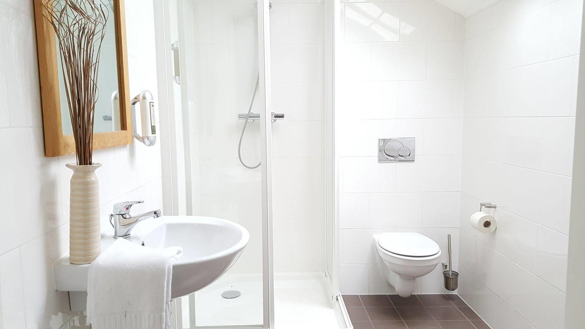 Guesthouse Eleven Hotel Arvika Eksteriør bilde