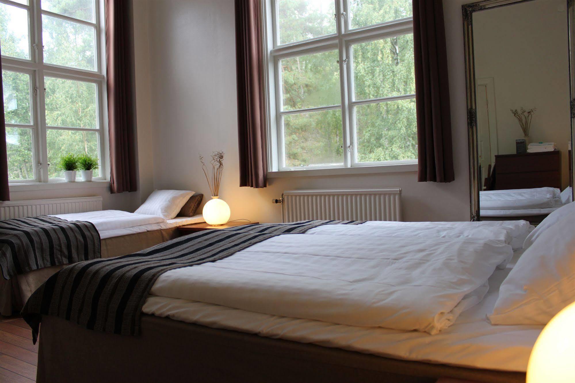 Guesthouse Eleven Hotel Arvika Eksteriør bilde